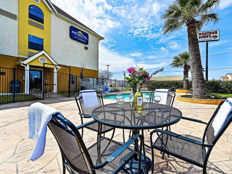 Microtel Inn & Suites By Wyndham New Braunfels I-35 Kültér fotó