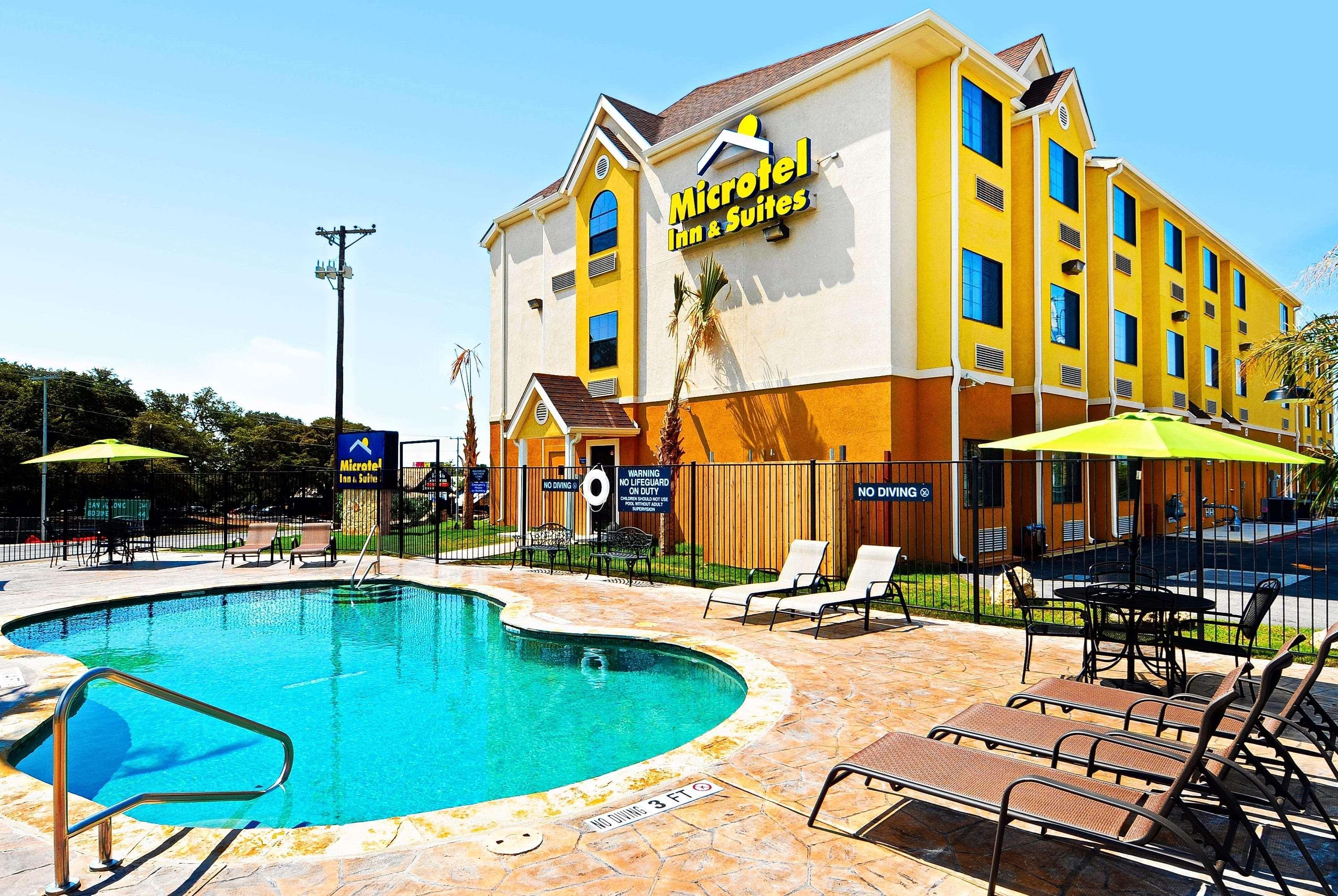 Microtel Inn & Suites By Wyndham New Braunfels I-35 Létesítmények fotó